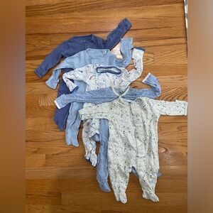 Magnetic Me bundle of five 0-3M footies